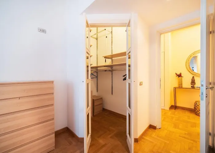 St. Peter Hill Buddyrent Апартаменты *